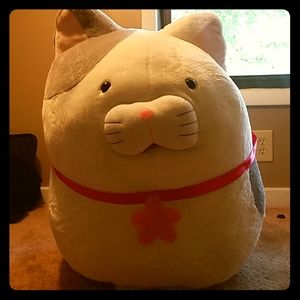 GIANT STUFFED CAT